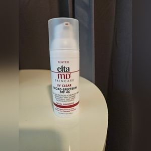 Elta MD UV Clear Tinted Sunscreen SPF 46